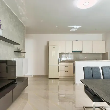 Apartment Andrea Del Mar *